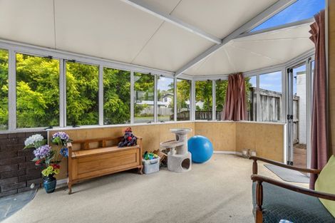 Photo of property in 74 Aberdeen Drive, Dinsdale, Hamilton, 3204