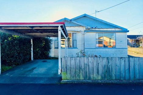 Photo of property in 140a Macandrew Road, South Dunedin, Dunedin, 9012