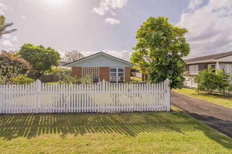 Photo of property in 8 Hamilton Crescent, Whitianga, 3510