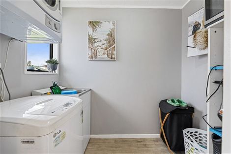 Photo of property in 1 Waitara Place, Tokoroa, 3420