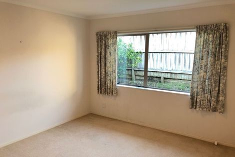 Photo of property in 39 Delmont Close, East Tamaki Heights, Auckland, 2016