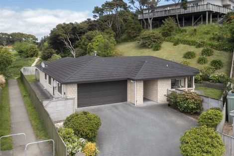 Photo of property in 18 Sams Way, Raumati South, Paraparaumu, 5032