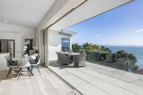 Photo of property in 16 Crispe Road, Clarks Beach, 2122