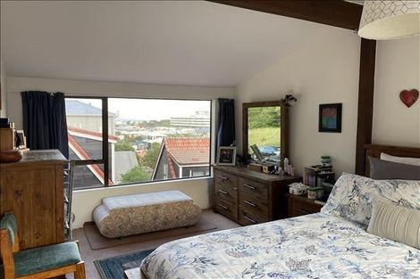 Photo of property in 1/199 Grant Road, Thorndon, Wellington, 6011