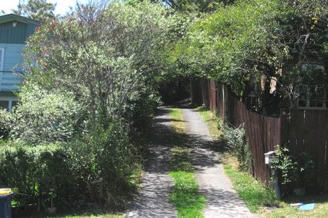 Photo of property in 17 Stott Avenue, Birkdale, Auckland, 0626