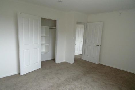 Photo of property in 10/2 Swan Hill Drive, Glen Eden, Auckland, 0602