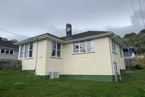 Photo of property in 39 Tukanae Street, Strathmore Park, Wellington, 6022