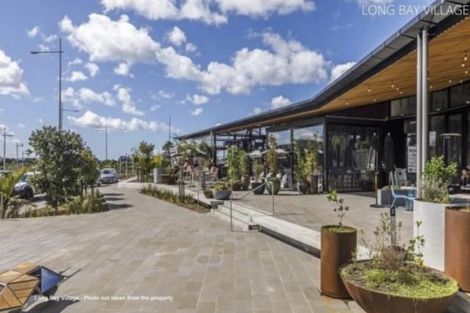 Photo of property in 92 Vaughans Road, Long Bay, Auckland, 0792