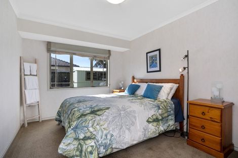 Photo of property in 23 Inverness Drive, Pyes Pa, Tauranga, 3112