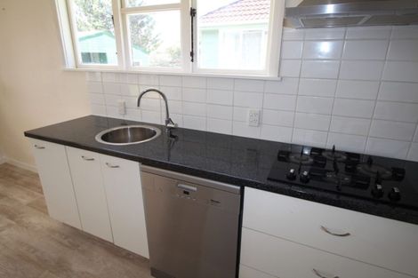 Photo of property in 3 Bristol Crescent, Roslyn, Palmerston North, 4414