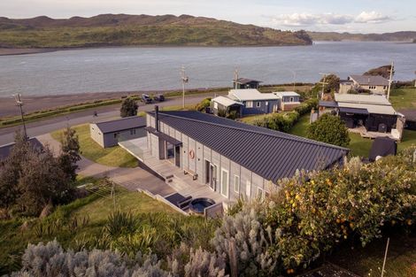 Photo of property in 115 Riria Kereopa Memorial Drive, Raglan, 3297