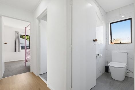 Photo of property in 13 Elisa Lane, Ranui, Auckland, 0612