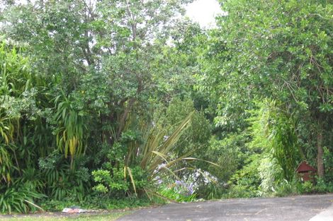 Photo of property in 15 Lidcombe Place, Avondale, Auckland, 1026