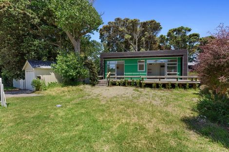 Photo of property in 23a Toi Street, Otaki Beach, Otaki, 5512