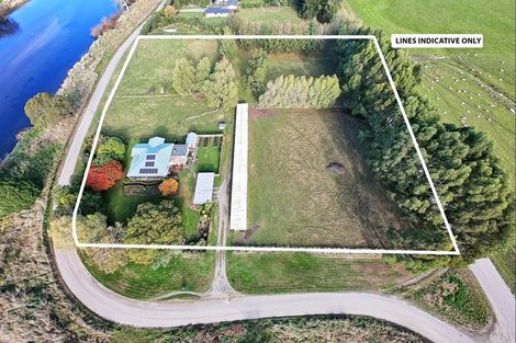 Photo of property in 8 Winter Road, Menzies Ferry, Wyndham, 9891