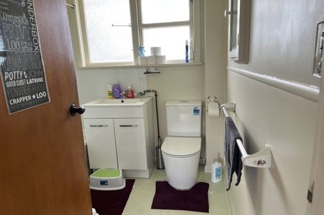 Photo of property in 97 Hillsborough Road, Hillsborough, Auckland, 1042