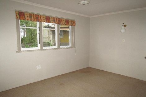 Photo of property in 2/18 Kereru Street, Two Mile Bay, Taupo, 3330