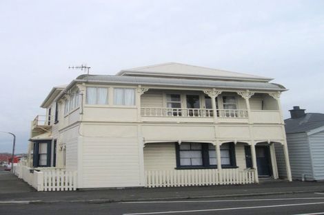 Photo of property in 345 Marine Parade, Napier South, Napier, 4110