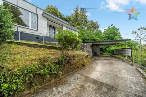 Photo of property in 4 Powell Road, Kelson, Lower Hutt, 5010