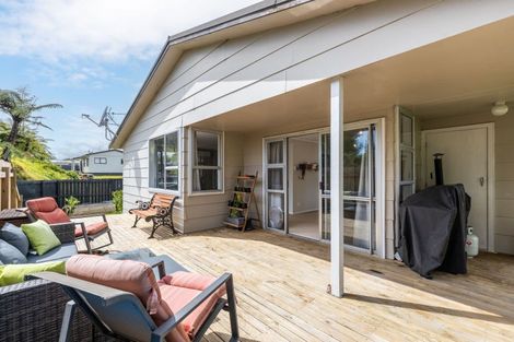 Photo of property in 119 Riversdale Drive, Merrilands, New Plymouth, 4312