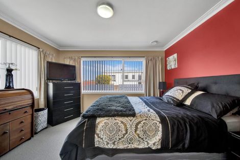 Photo of property in 10 Culzean Grove, Bell Block, New Plymouth, 4312