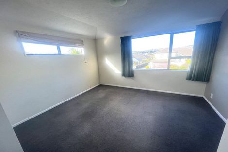Photo of property in 122 Westchester Drive, Churton Park, Wellington, 6037