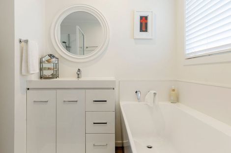 Photo of property in 93 Hyde Avenue, Richmond Heights, Taupo, 3330