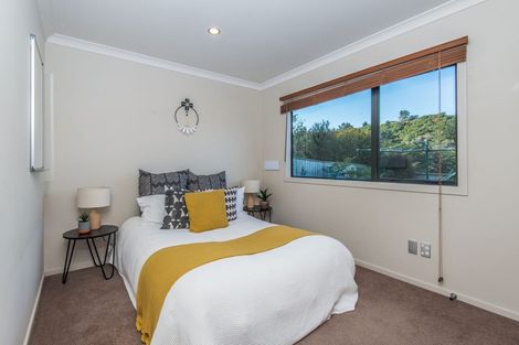 Photo of property in 53 Te Puia Drive, Aotea, Porirua, 5024