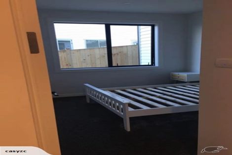 Photo of property in 18 Rathmullen Place, Pinehill, Auckland, 0632