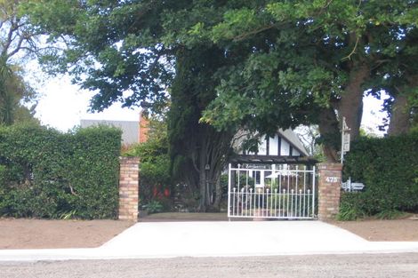 Photo of property in 475 Glenfield Road, Glenfield, Auckland, 0629