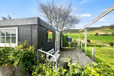 Photo of property in 1385 South Road, Kaitake, New Plymouth, 4374