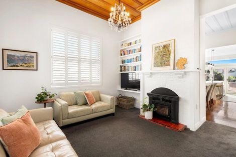 Photo of property in 59 Nelson Crescent, Napier South, Napier, 4110