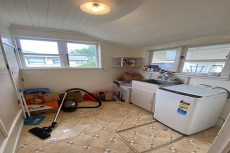 Photo of property in 10 Grey Street, Martinborough, 5711