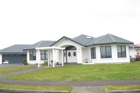 Photo of property in 5 Cloverlea Place, Pukekohe, 2120