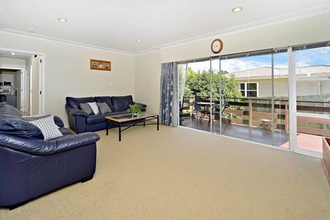 Photo of property in 8 Montana Place, Papakura, 2110