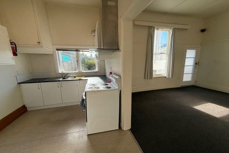 Photo of property in 92a-c Park Road, Miramar, Wellington, 6022