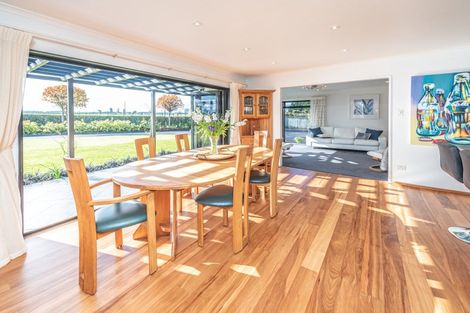 Photo of property in 298 No 2 Line, Okoia, Whanganui, 4572