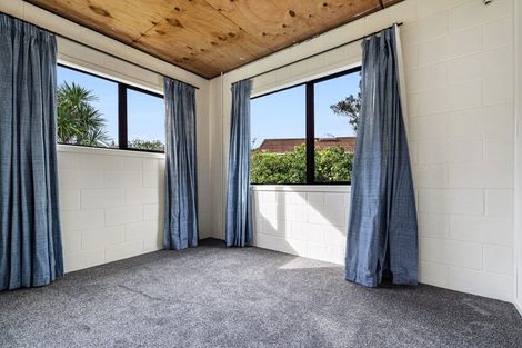 Photo of property in 5 Eureka Place, Parahaki, Whangarei, 0112