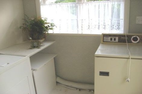 Photo of property in 37 Tio Tio Road, Miramar, Wellington, 6022