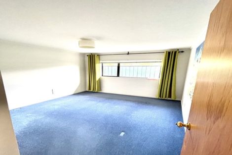 Photo of property in 2/25 Vincent Street, Waterloo, Lower Hutt, 5011