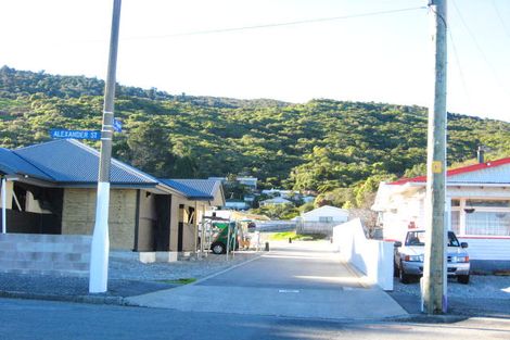 Photo of property in 5 L A Place, Greymouth, 7805