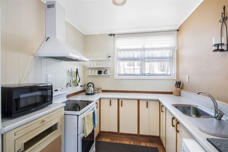 Photo of property in 6 Stipulate Place, Ascot Park, Porirua, 5024