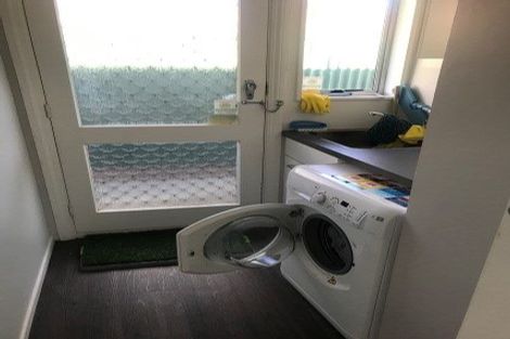 Photo of property in 118 Avonhead Road, Avonhead, Christchurch, 8042