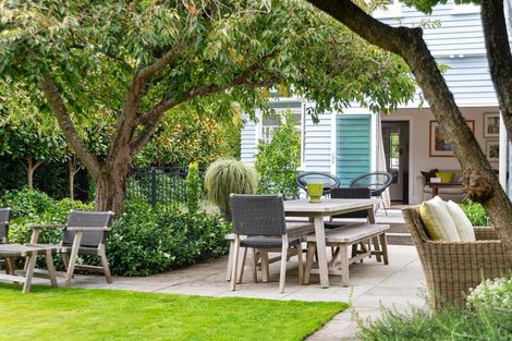 Photo of property in 43 Colombo Street, Cashmere, Christchurch, 8022