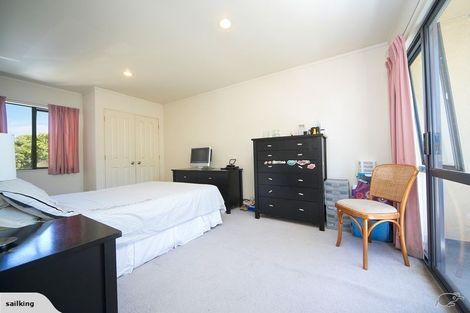 Photo of property in 9 Butia Avenue, Henderson, Auckland, 0612