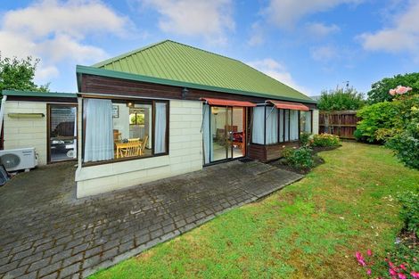 Photo of property in 2/34 Strathfield Avenue, Dallington, Christchurch, 8061