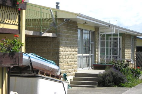 Photo of property in 2/52 Tasman Street, The Wood, Nelson, 7010