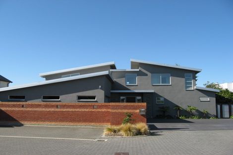 Photo of property in 35 Stableford Green, Burnside, Christchurch, 8053