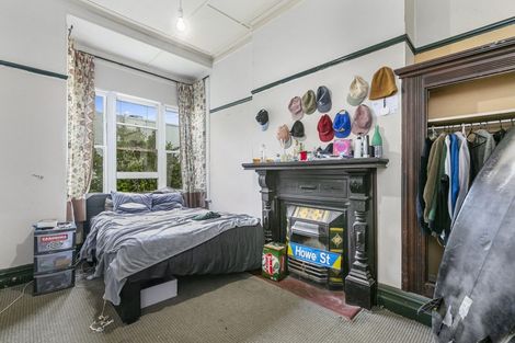 Photo of property in 74 Heriot Row, North Dunedin, Dunedin, 9016