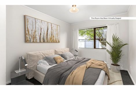 Photo of property in 2 Page Place, Hamilton East, Hamilton, 3216